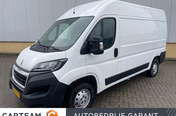 Peugeot Boxer 330 2.2 BlueHDi 120 L2H2 Premium